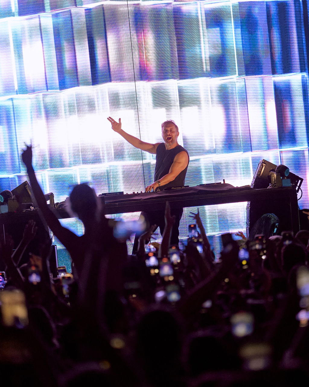 DAVID GUETTA RETURNS WITH F*** ME I’M FAMOUS! MONDAYS AT USHUAÏA IBIZA
