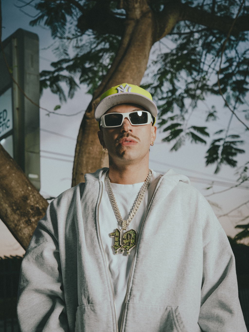 FEID BRINGS THE “FERXXO” GREEN WAVE TO USHUAÏA IBIZA FOR HIS ISLAND DEBUT