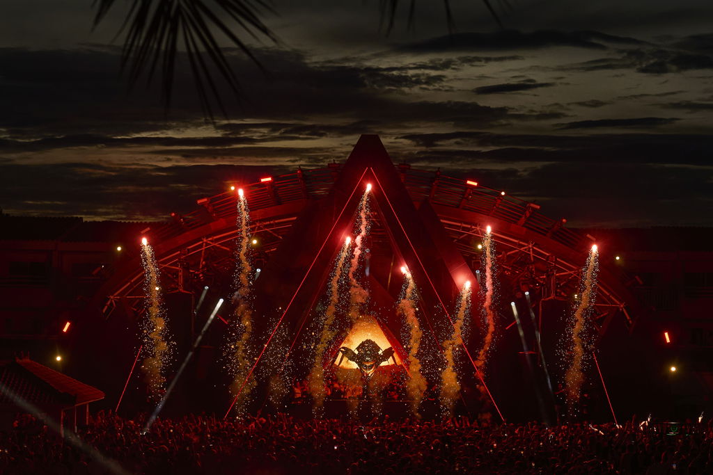 ANTS REVEAL HUGE OPENING PARTY LINEUP