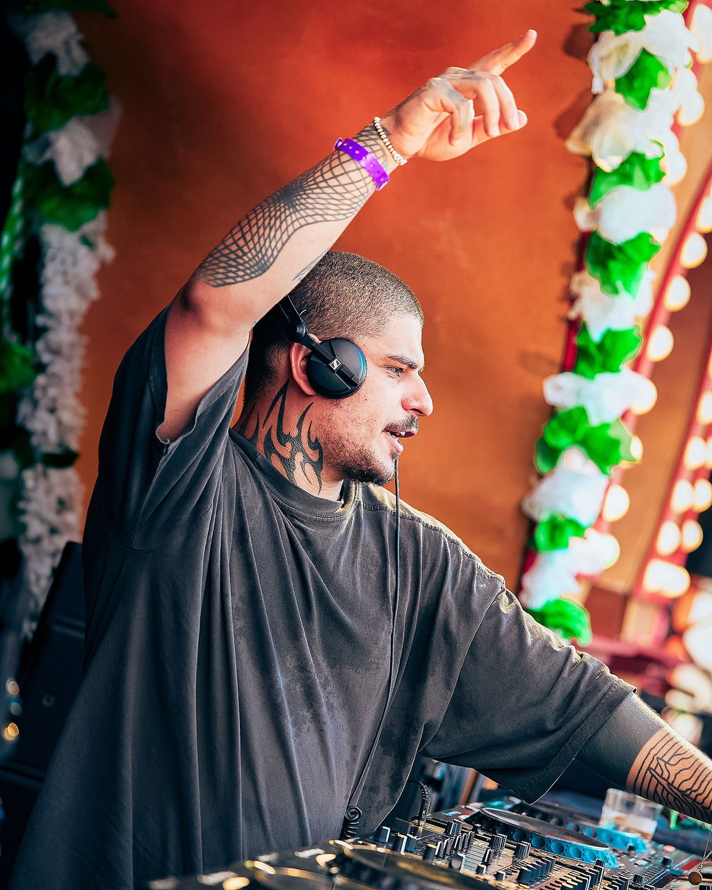 Watch Vintage Culture Live From Ushuaïa Ibiza