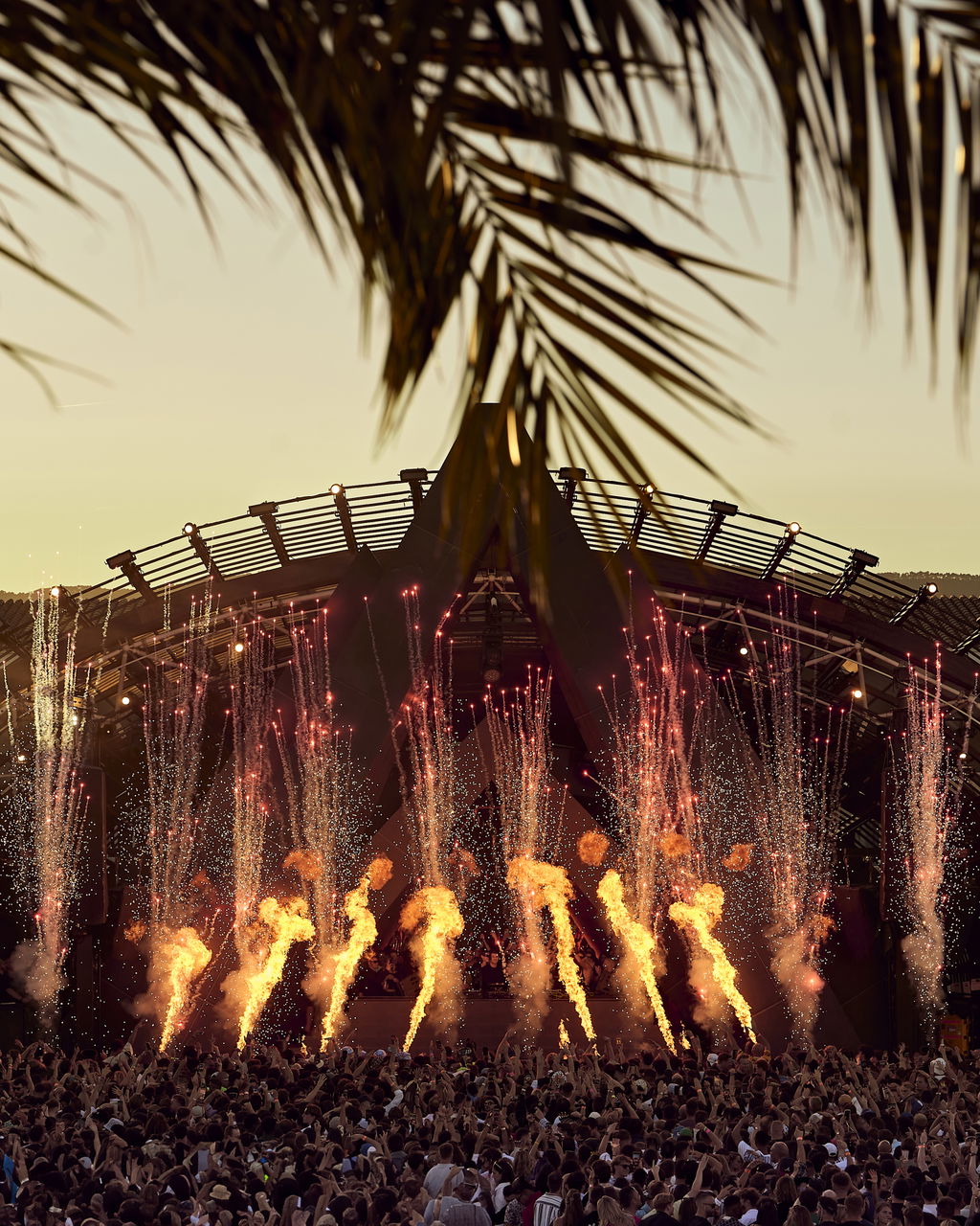 RECIÉN ANUNCIADO: CLOSING PARTY DE USHUAÏA IBIZA - THE LAST dANTS