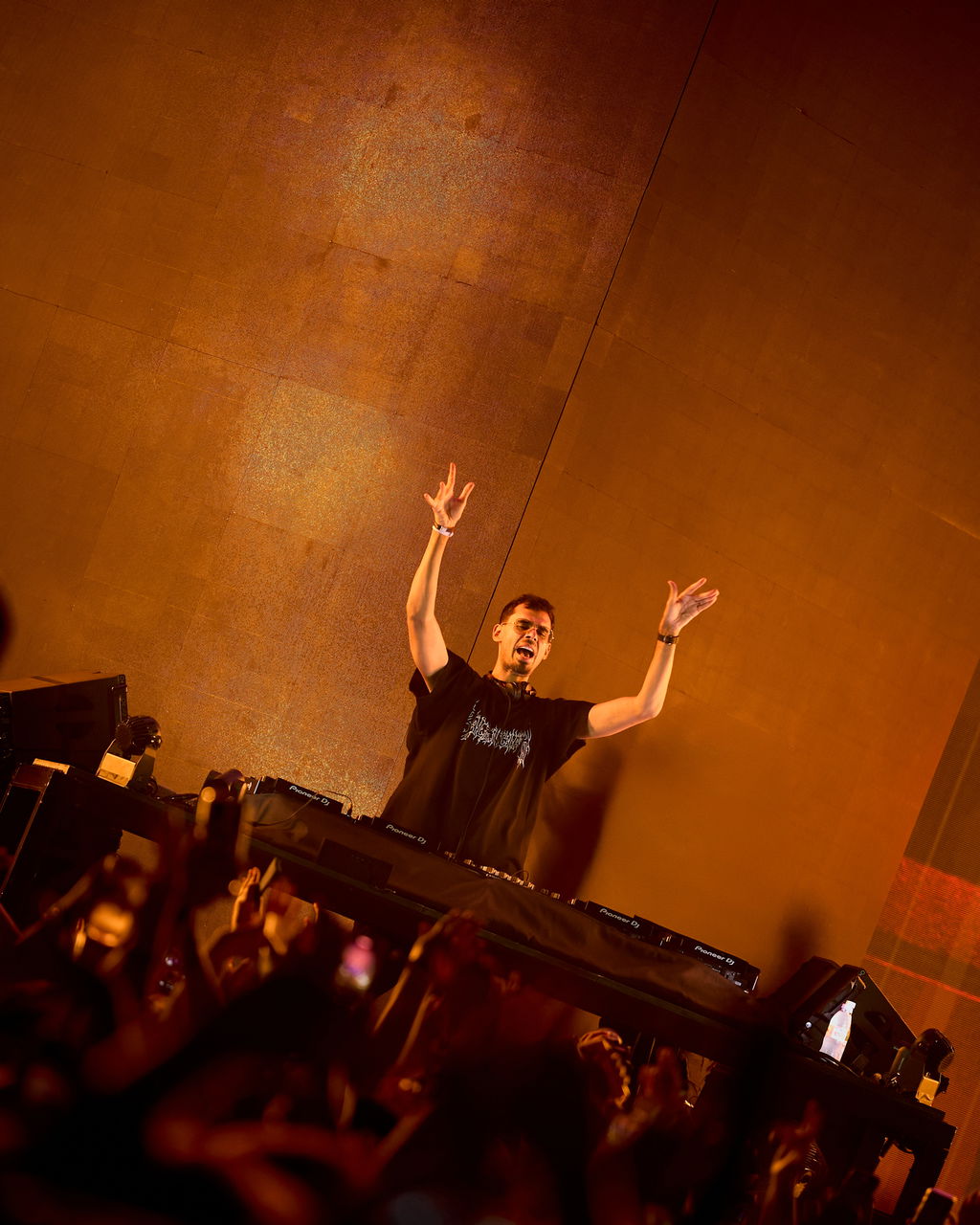 Afrojack, ALOK, The Chainsmokers and more join Mondays